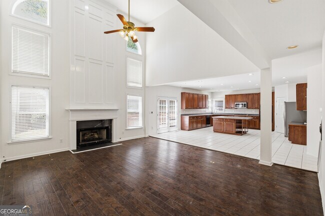 Building Photo - 1702 Clay Brooke Ct SE