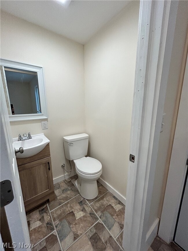 Building Photo - 316 Henry Ave