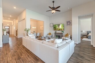 Building Photo - 25403 Angelwood Springs Ln