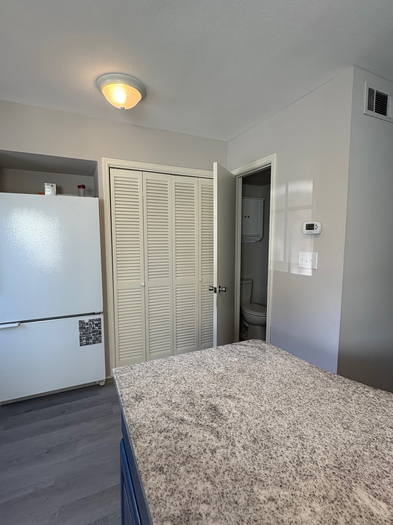 Building Photo - 2515 S Florence Pl