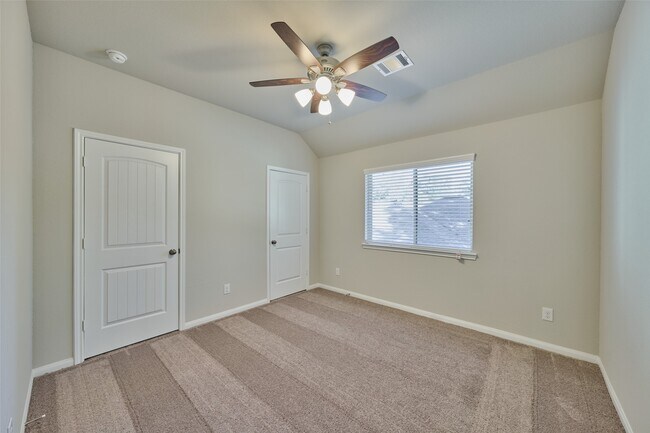 Building Photo - 11330 Alcott Dr
