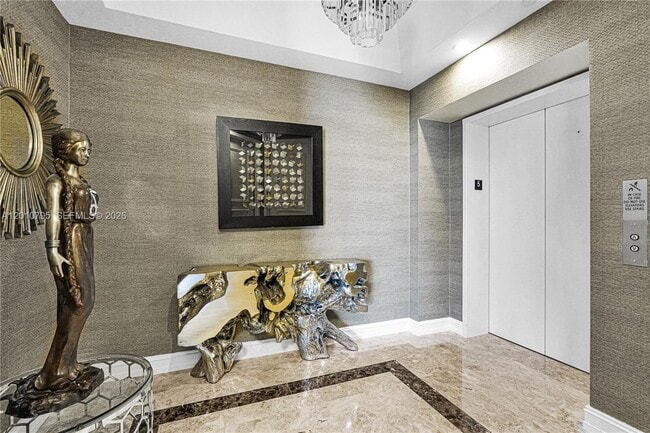 Building Photo - 16051 Collins Ave