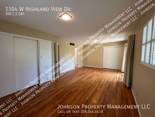 Building Photo - 1304 W Highland View Dr
