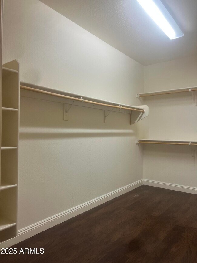 Building Photo - 36018 N Richardson Dr