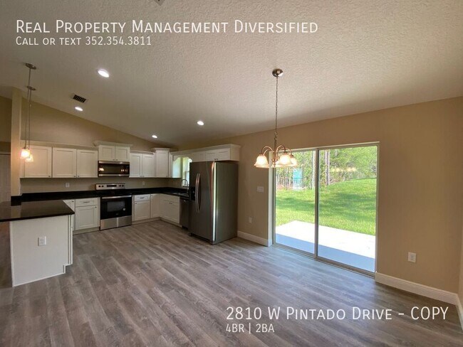 Building Photo - 2810 W Pintado Dr