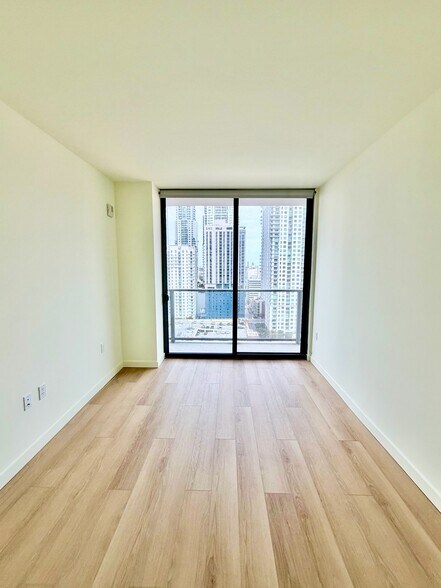 Building Photo - 141 NE 2nd St