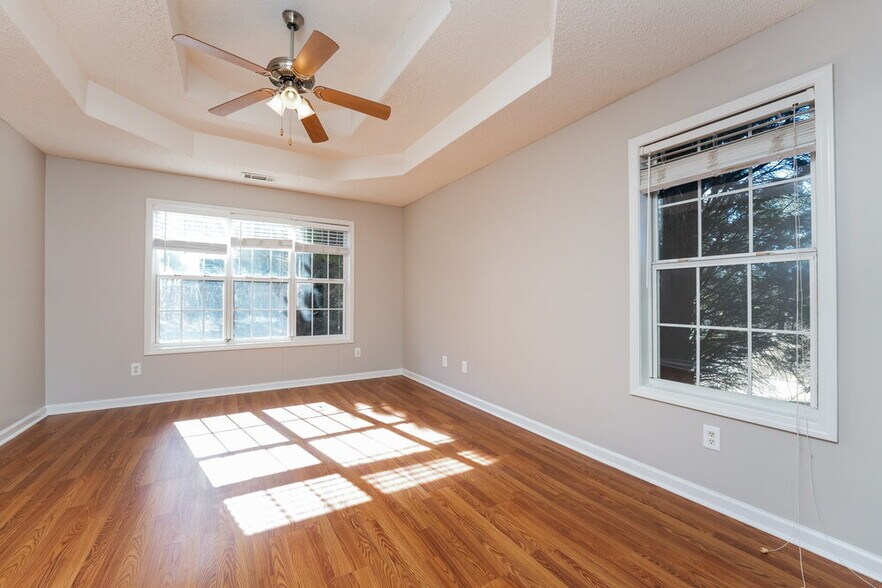 Building Photo - 2001 Reserve Pkwy