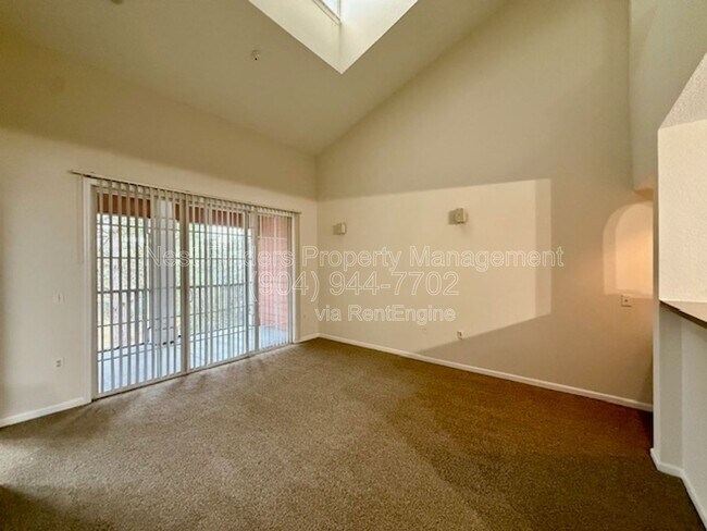 Building Photo - 8550 Touchton Rd