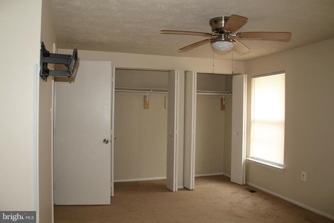 Building Photo - 7345 Branchwood Terrace