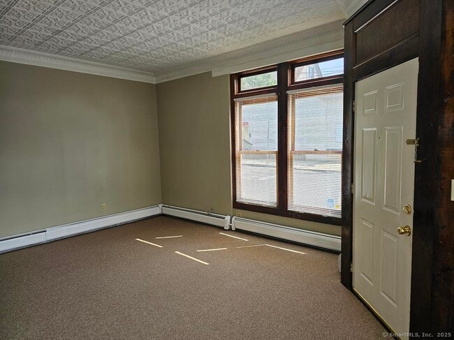 Building Photo - 169 Winchester Ave