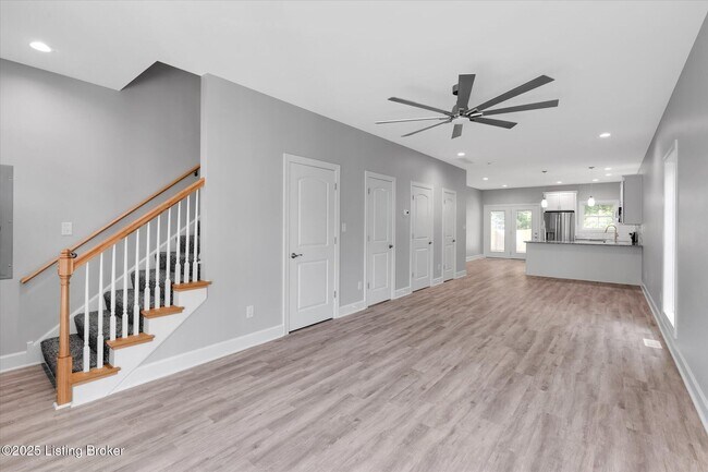 Building Photo - 721 E Caldwell St