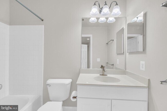 Building Photo - 9249 Laurel Ridge Crossing Rd