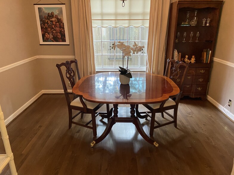 Dining room - 126 Woodmont Blvd