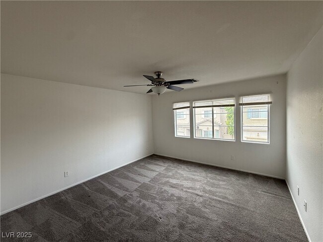 Building Photo - 6768 Wormwood Ln
