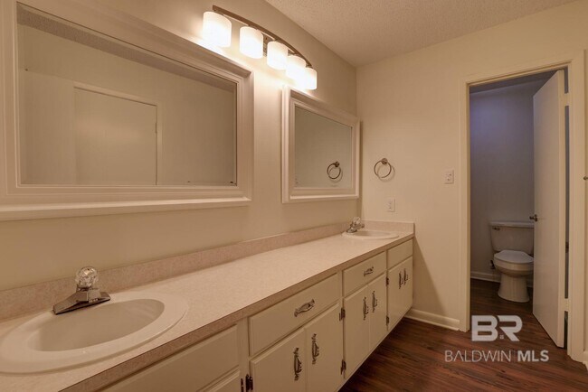 Building Photo - 7269 Charbon Dr