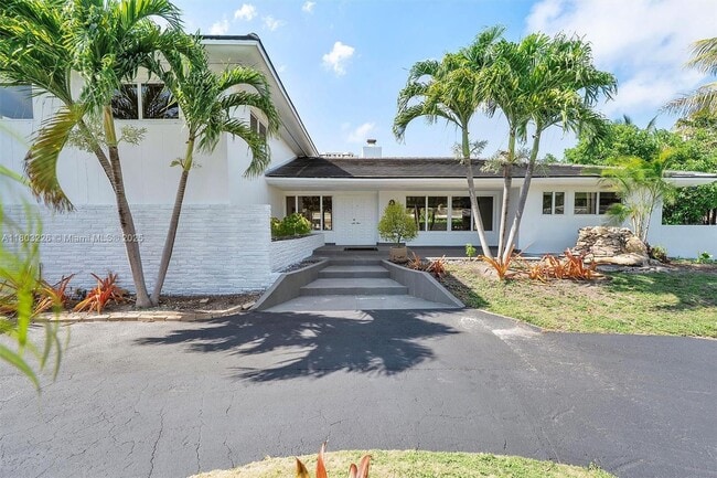 Building Photo - RIVER BAY PARK