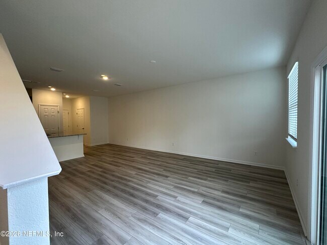 Building Photo - 162 BEACH PALM Ct