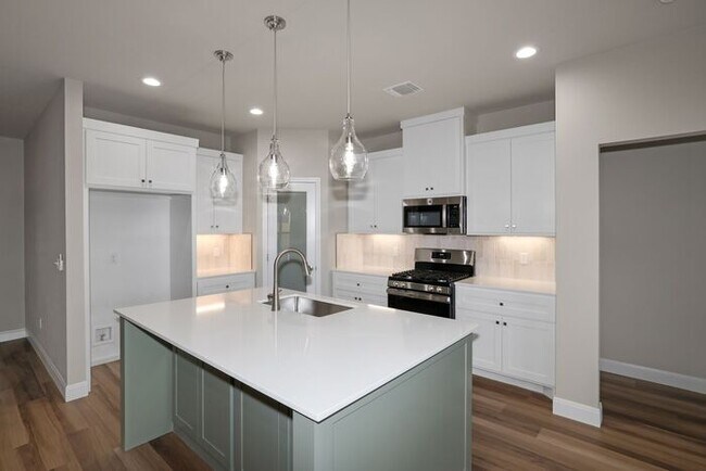 Building Photo - 4713 Scotty Dr