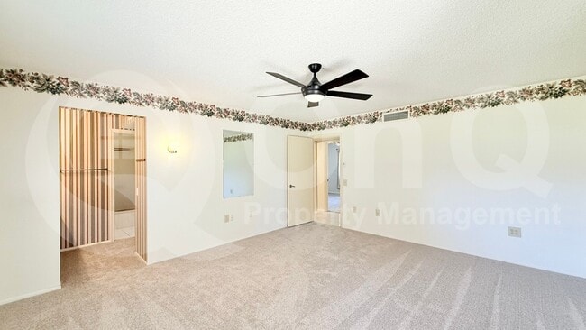 Building Photo - 12527 W Prospect Dr