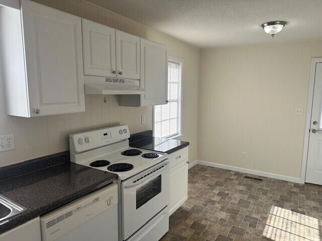 Building Photo - 1109 Hedgeview Way SW