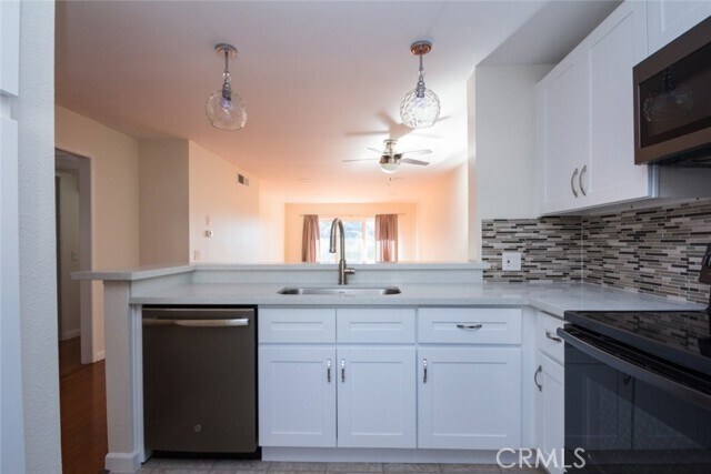 Building Photo - 2940 N Verdugo Rd