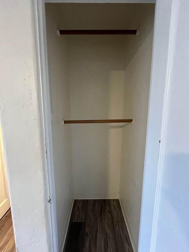 Building Photo - PERFECTLY LOCATED STUDIO IN DOWNTOWN SOUTH PARK WITH GARAGE! ONLY $1,595/mo!