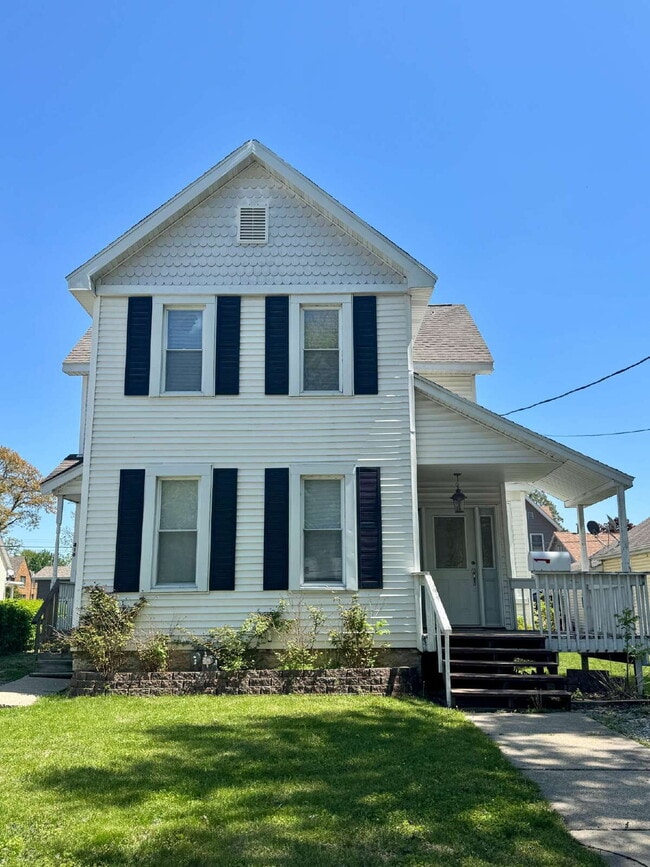 Building Photo - Ottawa Southside – 3 Bed / 2 Bath Duplex