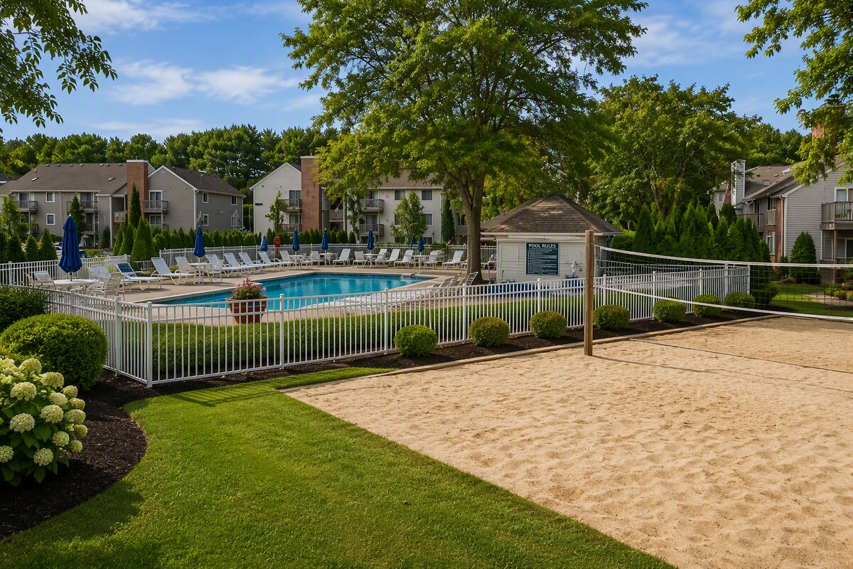 Building Photo - 1222 Ravens Crest Dr