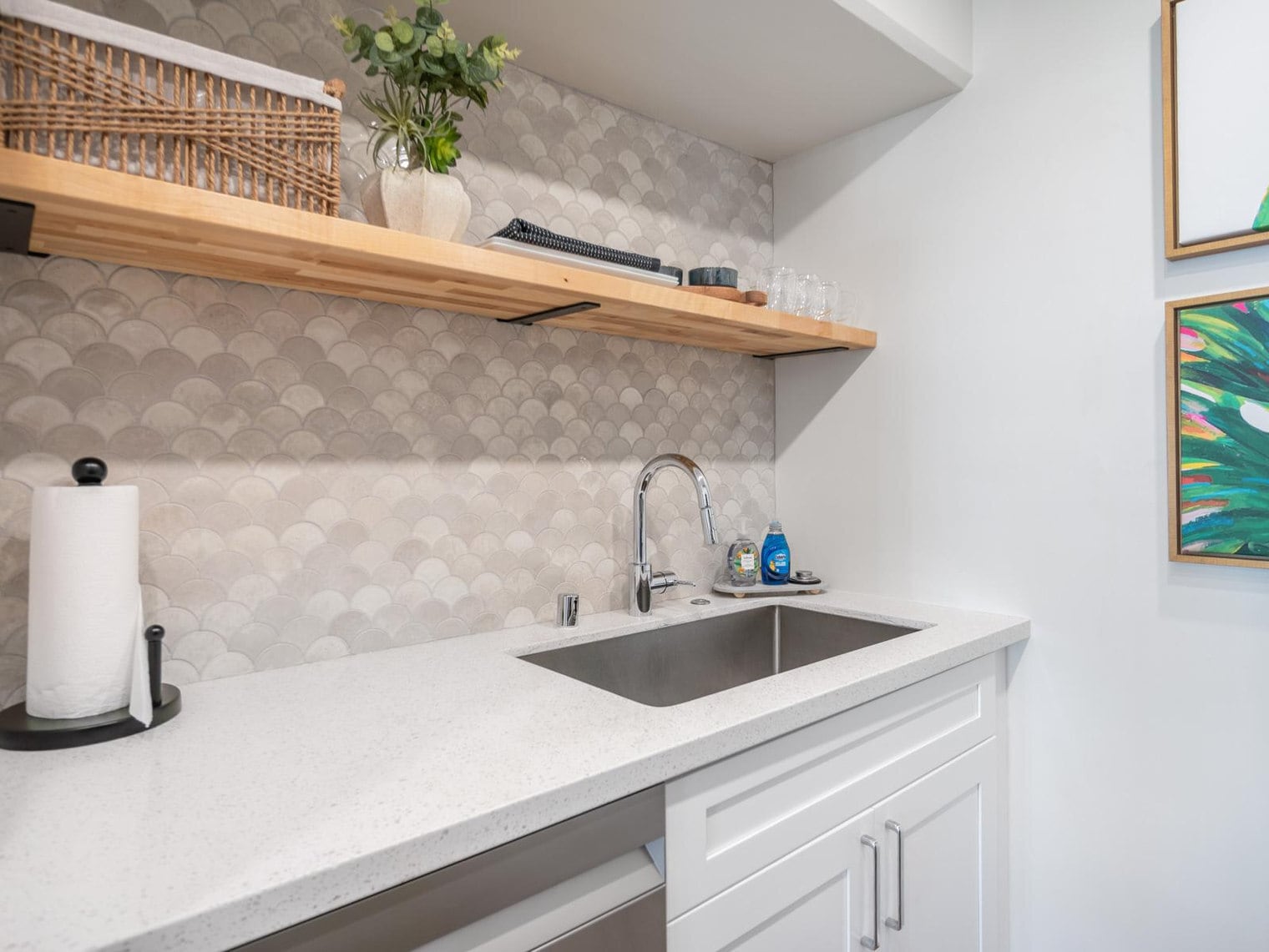 Building Photo - 2464 Prince Edward St