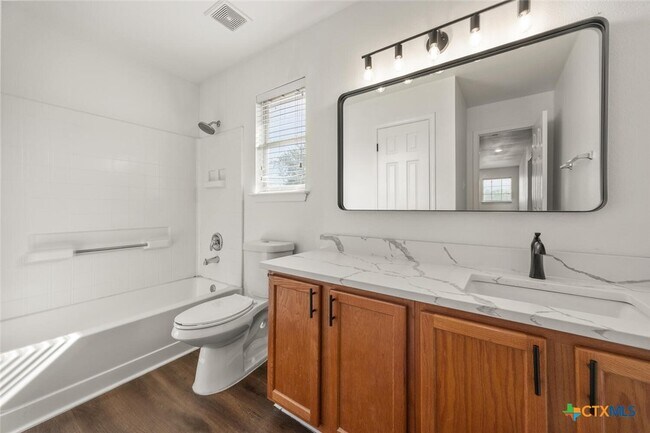 Building Photo - 230 San Felipe Dr