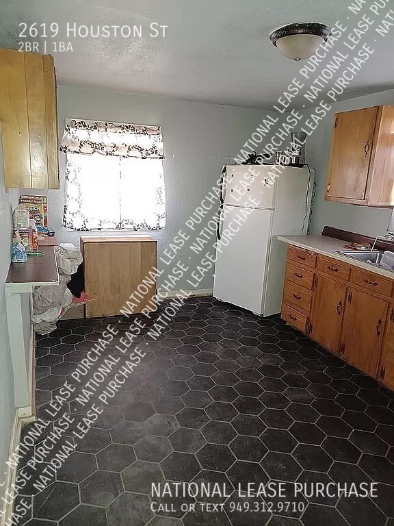 Building Photo - Rent to Own Home with $5500 Down - No Bank...