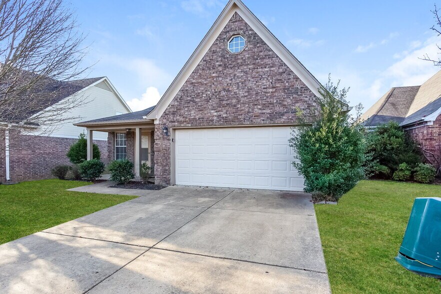 Building Photo - 7787 Allen Ridge Ln