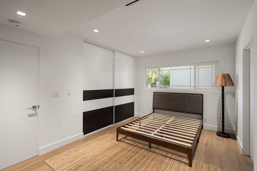 Building Photo - 1641 Tower Grove Dr