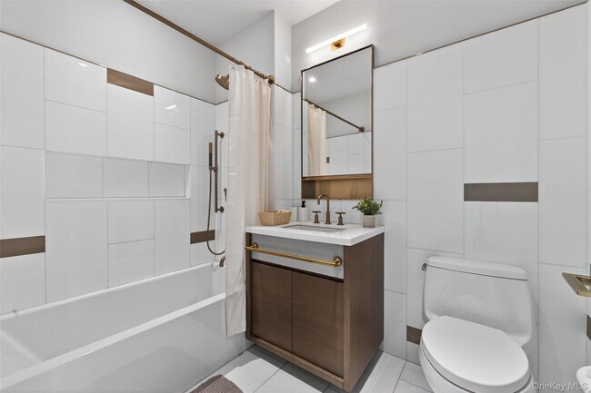 Building Photo - 305 E 51st St