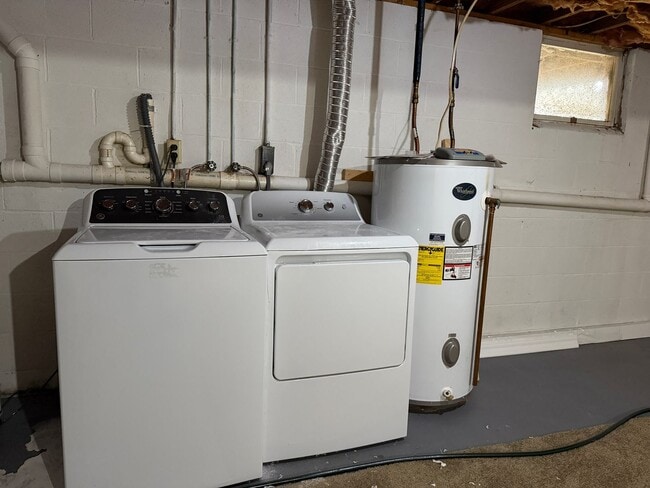 Building Photo - Quiet Neighborhood Updated 3BR Townhouse in Lancaster