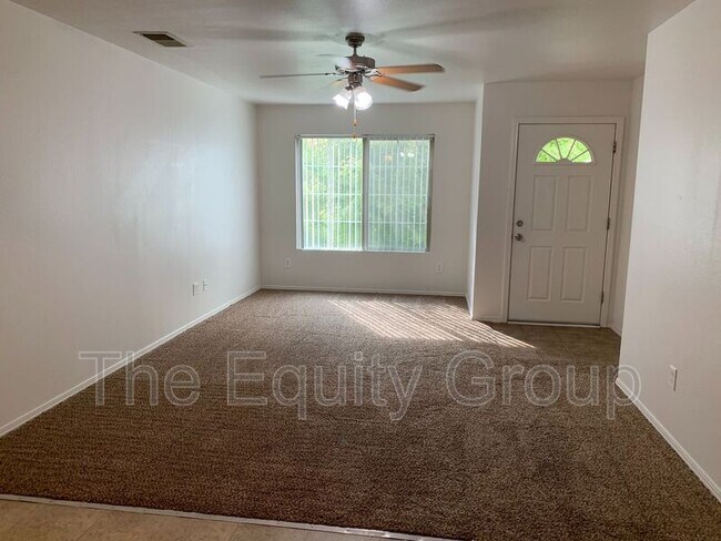 Building Photo - 4233 W Walnut Ave