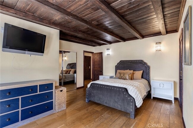 Building Photo - 3092 Laurel Canyon Blvd