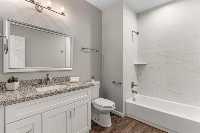 Building Photo - 10309 Teneha Dr