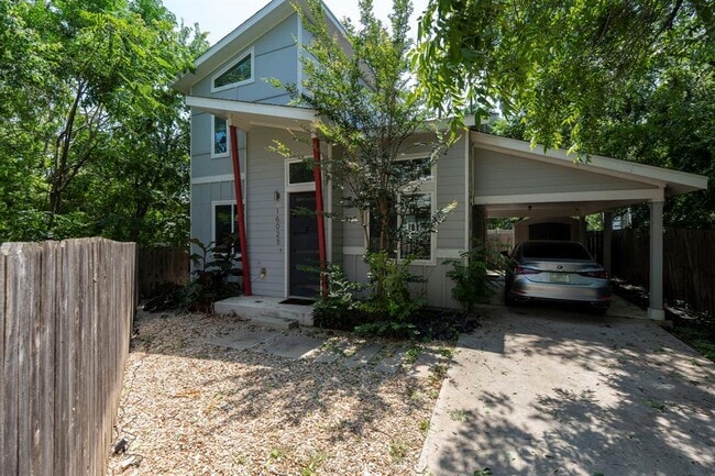 Primary Photo - 1602 Chestnut Ave