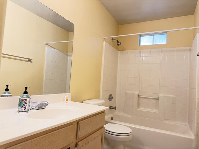 Building Photo - 7283 W Tina Ln