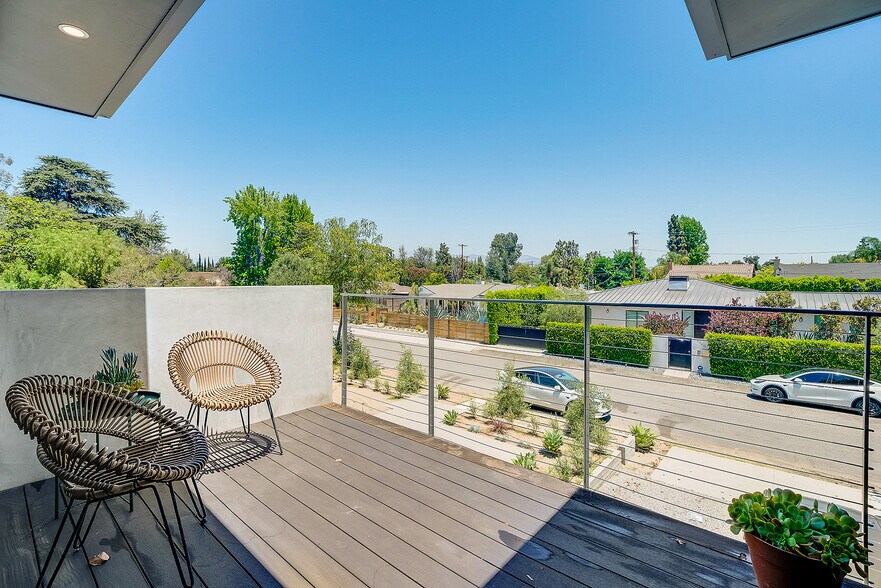 Building Photo - 4539 Beck Ave