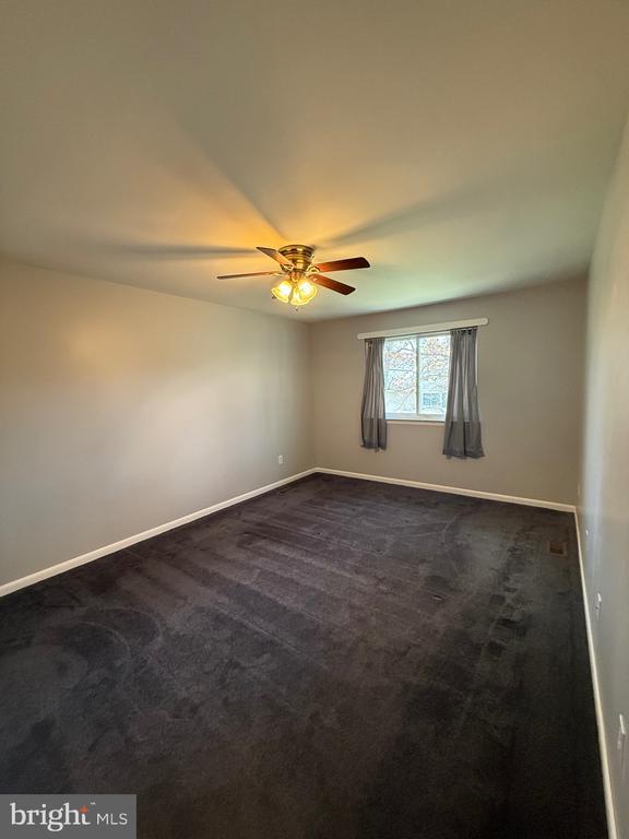 Building Photo - 306 Village Walk