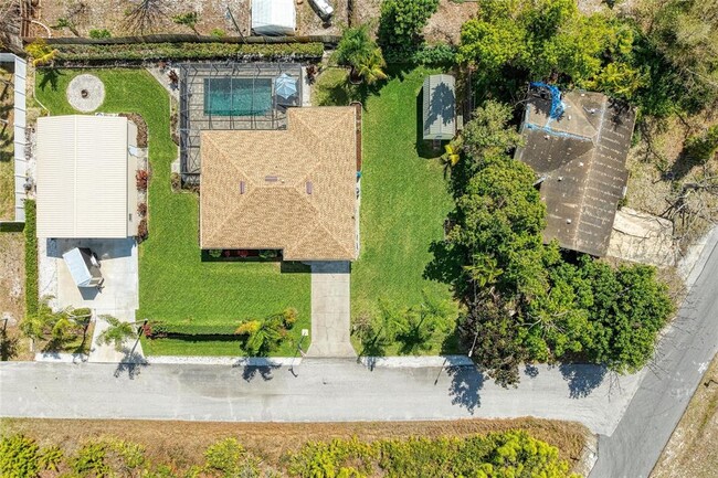 Building Photo - 1307 Primrose Rd