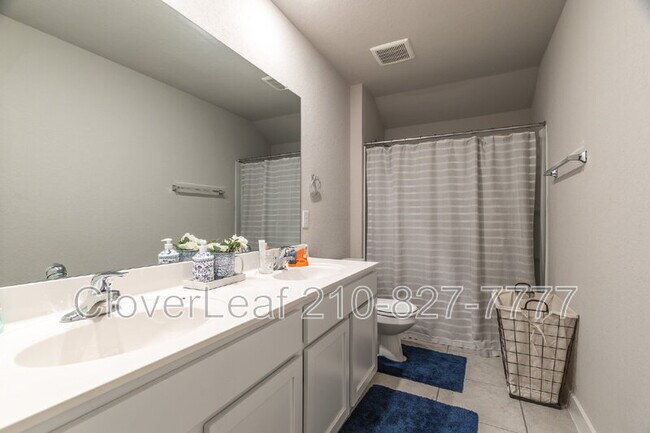 Building Photo - 709 Stonemanor Bay