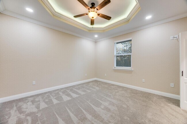 Building Photo - 1148 Sioux Cir