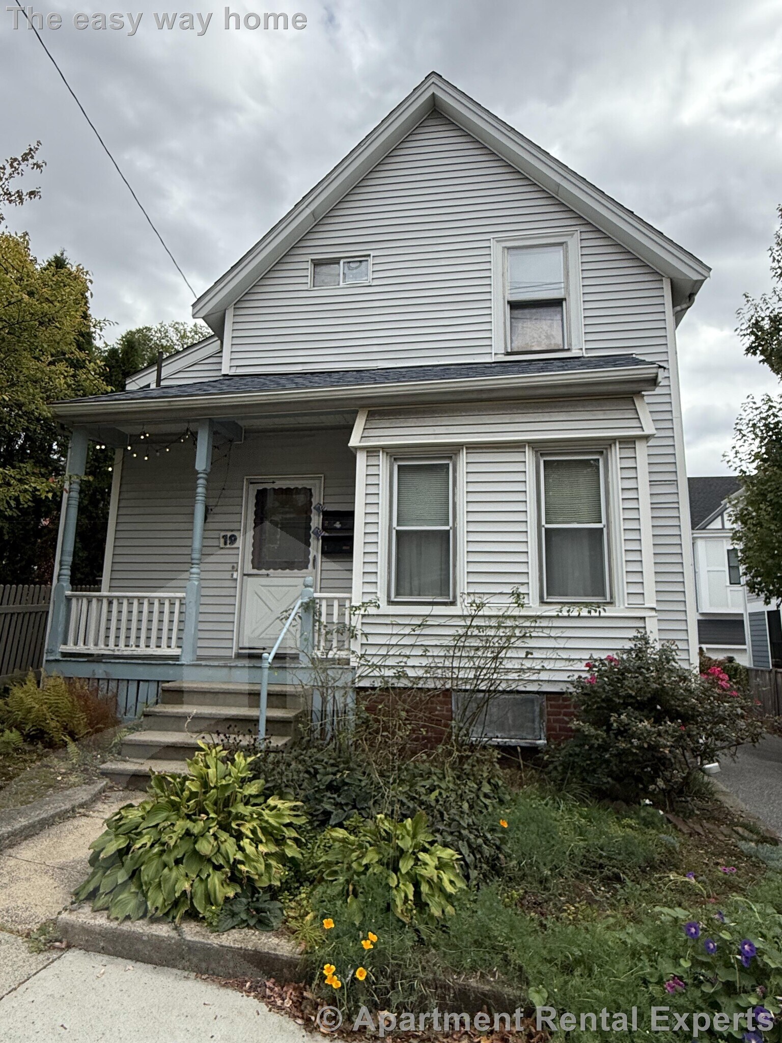 Building Photo - 19 Porter St