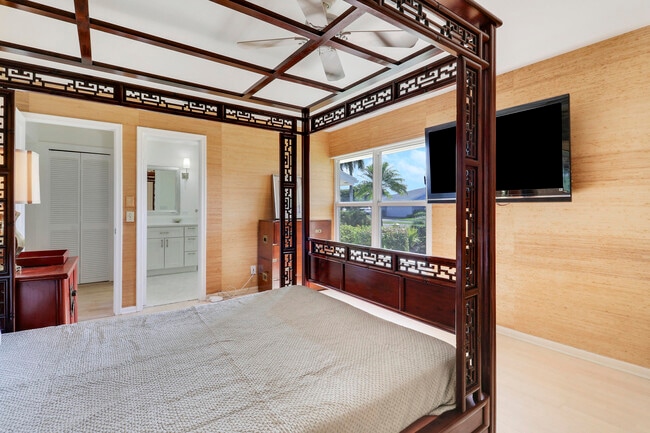 Building Photo - 13760 Sand Crane Dr