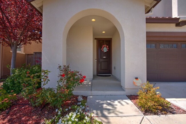 Building Photo - 1175 Dartmouth Cir
