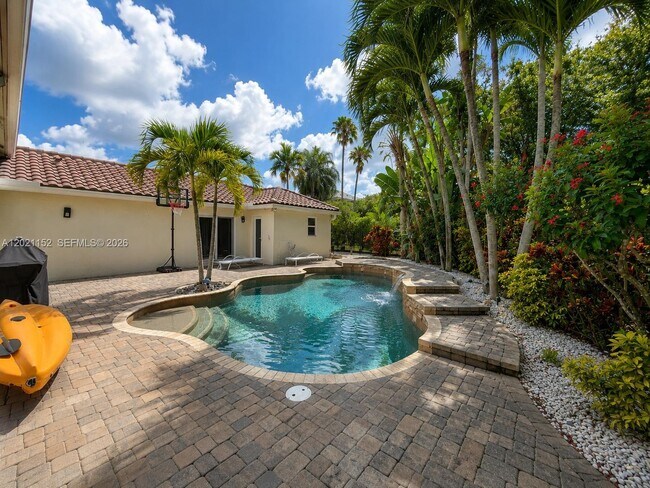 Building Photo - 2616 Oakbrook Ct