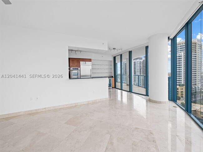 Building Photo - 333 Las Olas Way